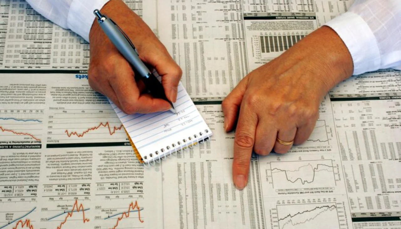 Real-Estate-Market-Analysis-Tips-How-Realtors-Can-Leverage-Market-Data-to-Win-Listings.